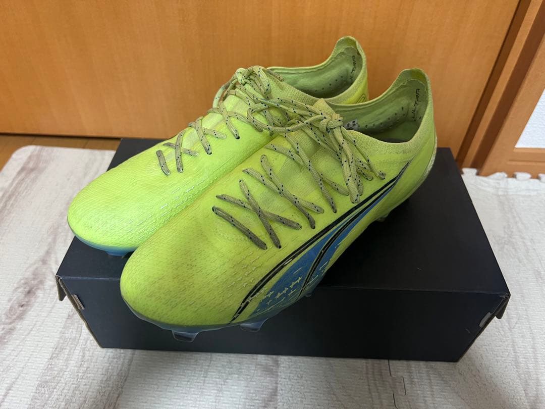 Puma ウルトラアルティメットサッカースパイク
