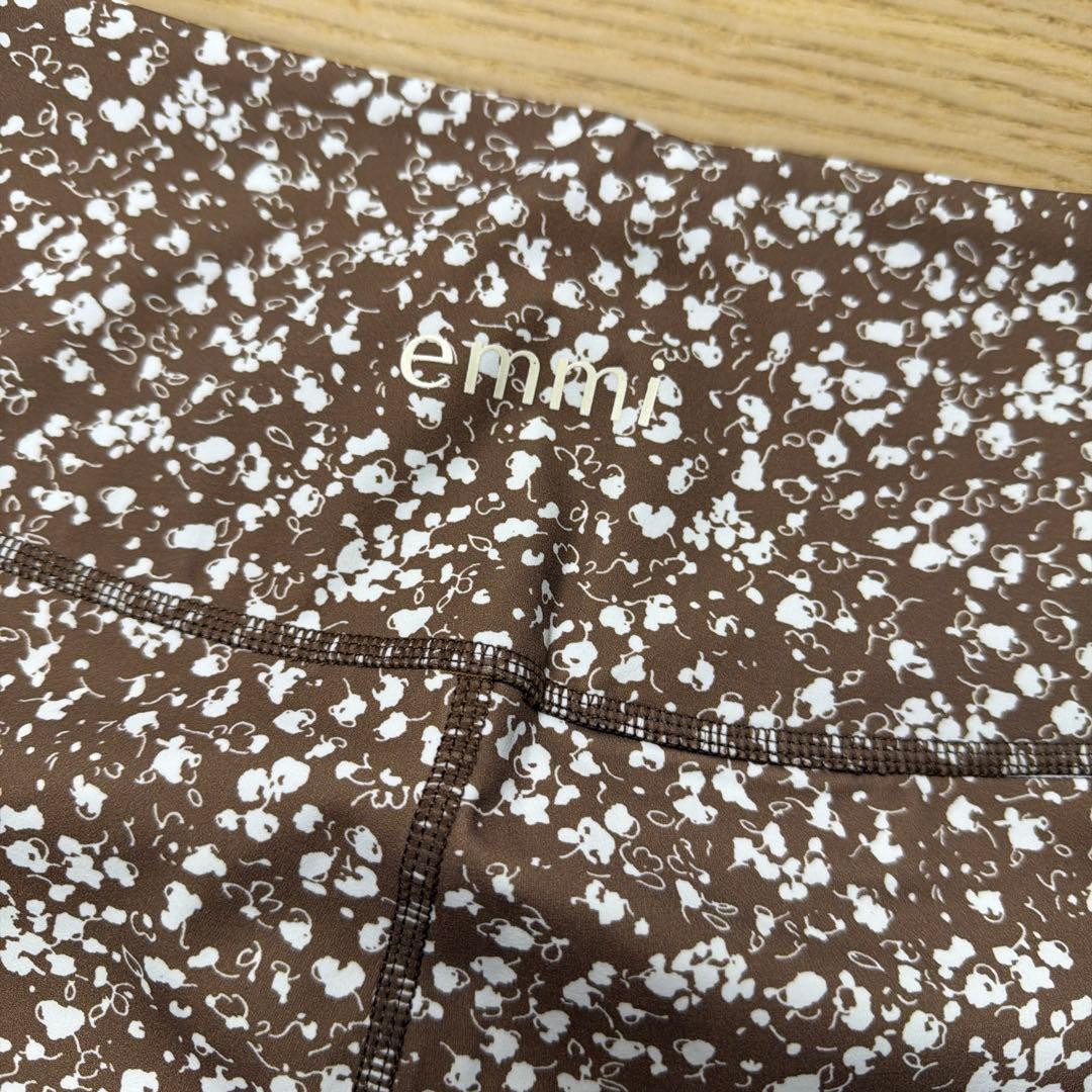専用！emmi エミ ヨガウェア ブラトップ ヨガパツン 2点セット フラワー