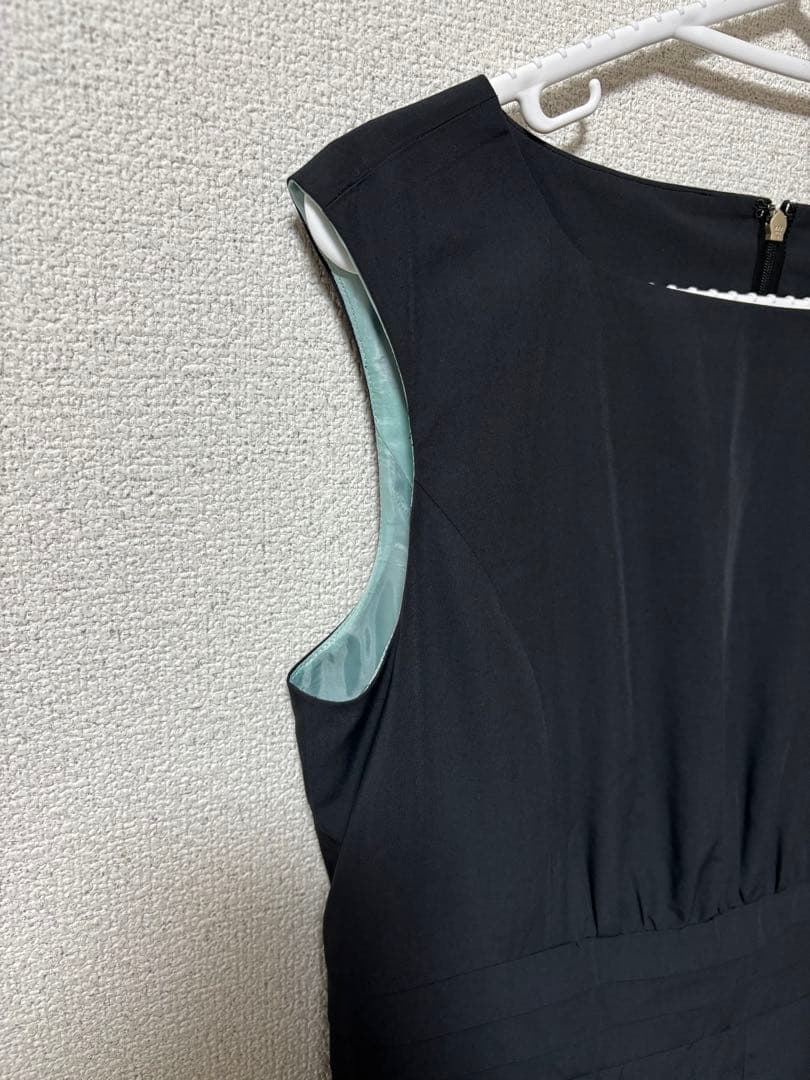 キティ 美品 TOCCA POLKA RAIN ドレス ネイビー