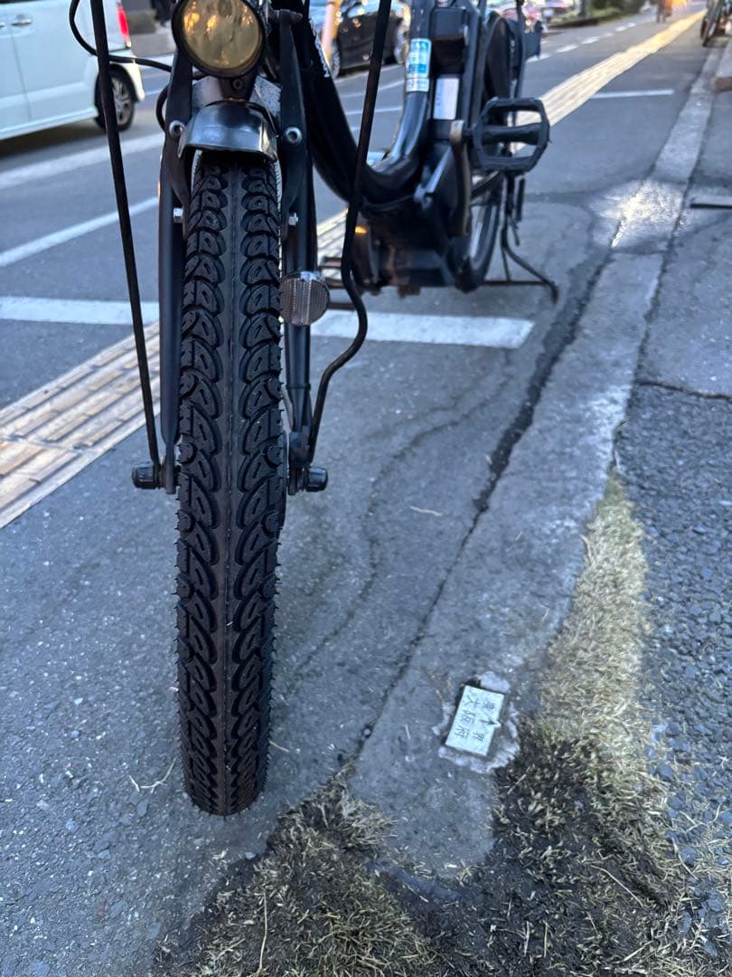 中古20㌅YAMAHA電動アシスト自転車　8.7Ah 大阪　099