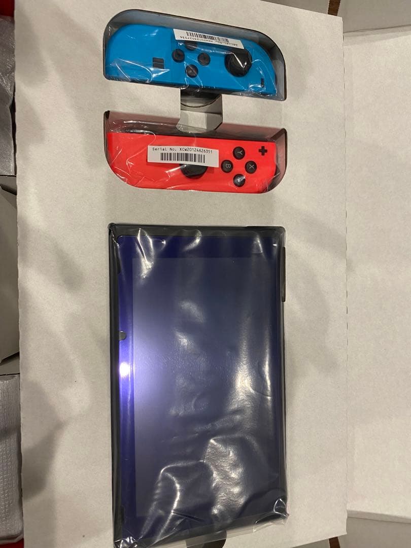 【ゆってぃ】ほぼ未使用　Nintendo Switch