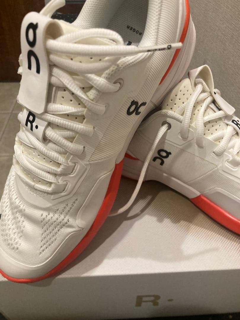 新品未使用　希少【ON】THE ROGER Pro Clay メンズ　26センチ