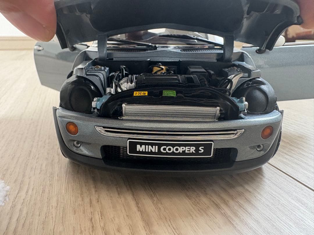 1/18 ミニクーパーS 2003 オートアート製