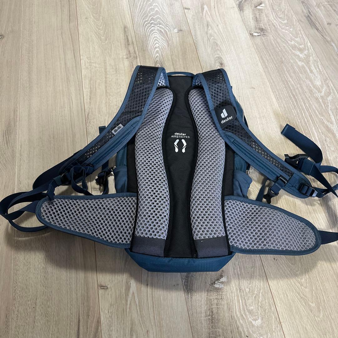 Deuter Race X 12 ライド用バッグ