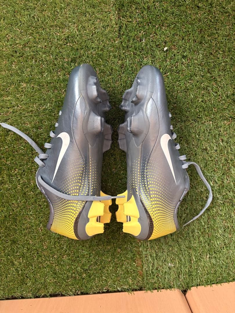 NIKE マーキュリアルヴェイパーⅢ R9 メイドインイタリア