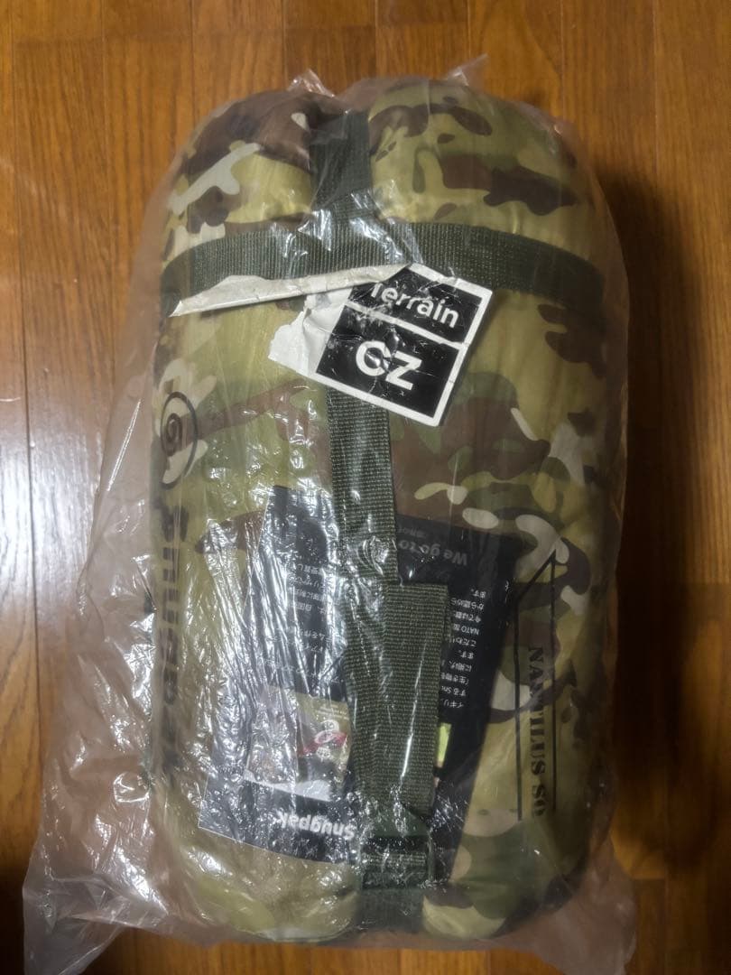 【新品・未使用】Snugpak カモフラージュ寝袋