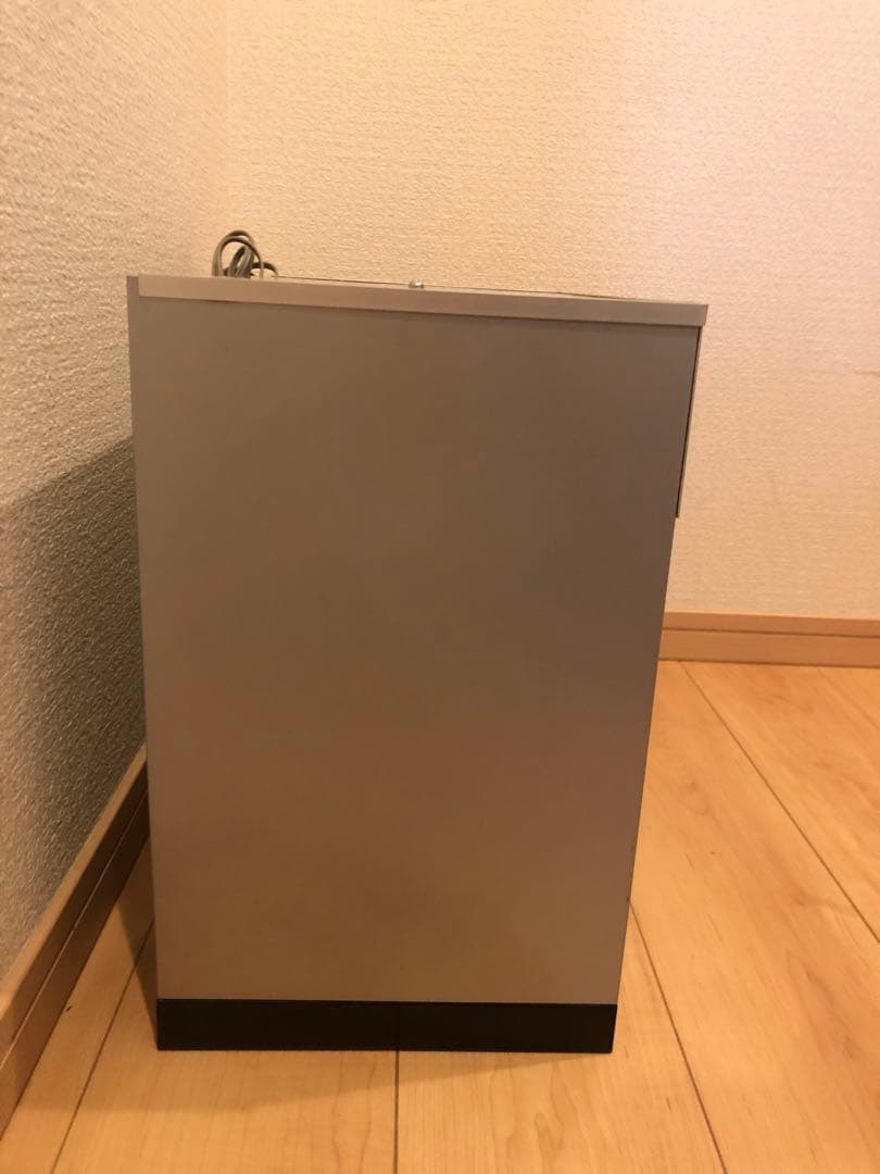 本日限定お値引‼️殺菌線保管庫　ステリライザー