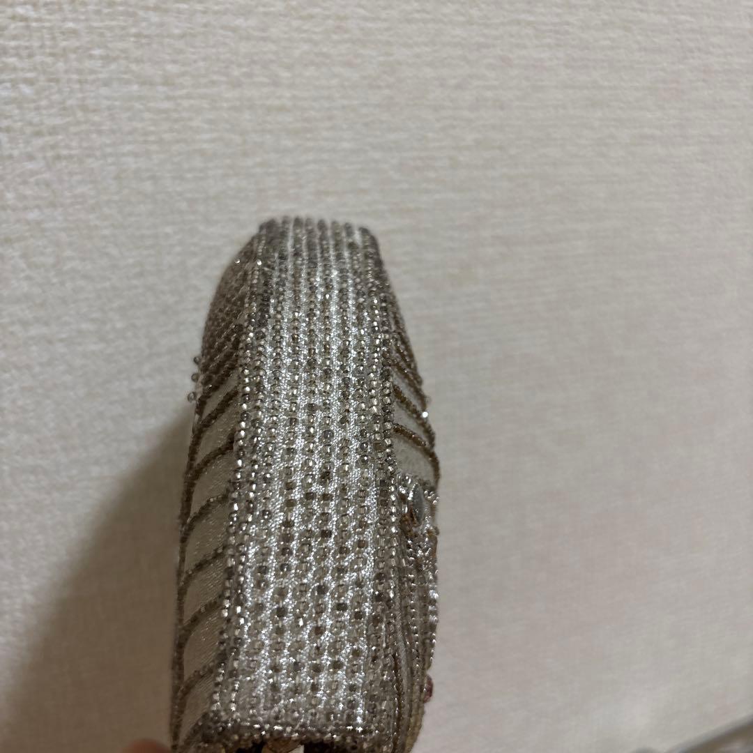 LUMY はしもと　シルバー クラッチバッグ