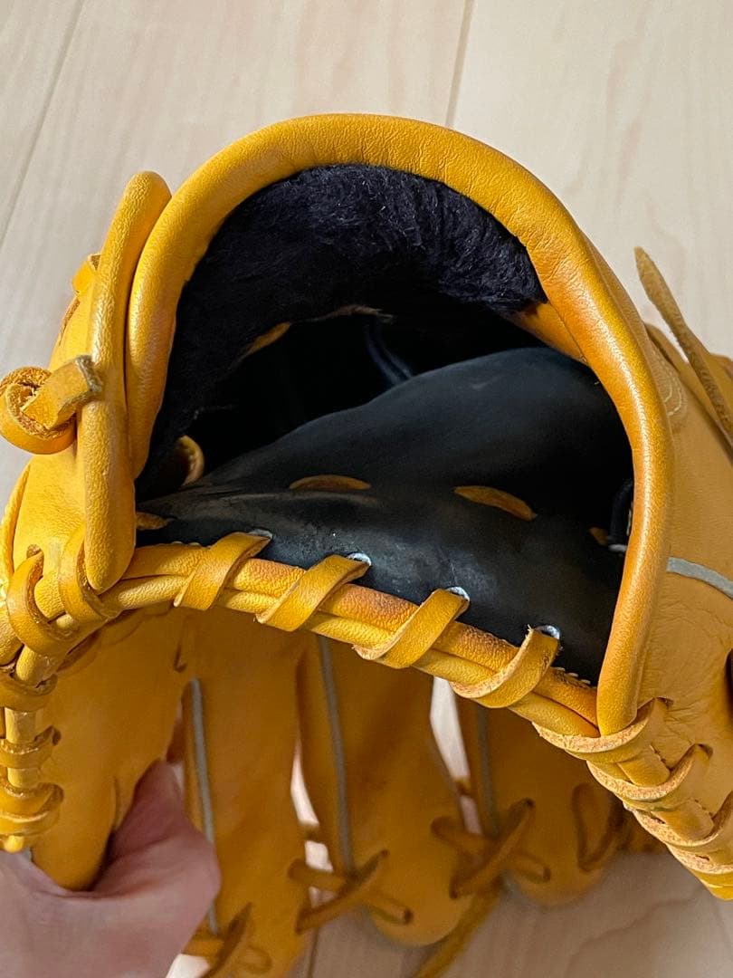 ミズノ フィールドグリスター　軟式グローブ　ナチュラル　イエロー　グラブ　野球