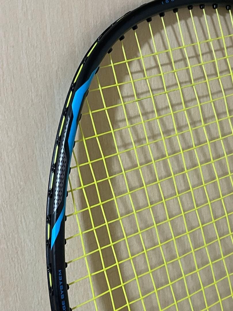 【ほぼ未使用】バドミントンラケットVOLTRICボルトリック1DG