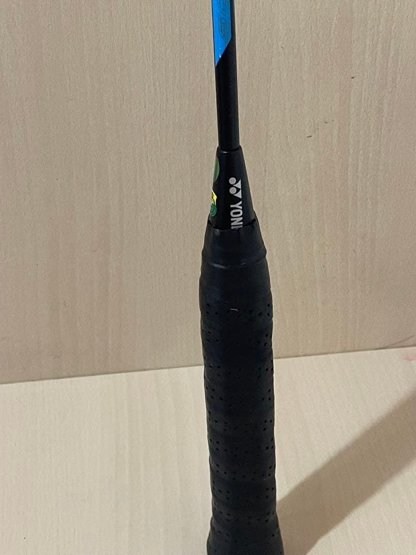 【ほぼ未使用】バドミントンラケットVOLTRICボルトリック1DG