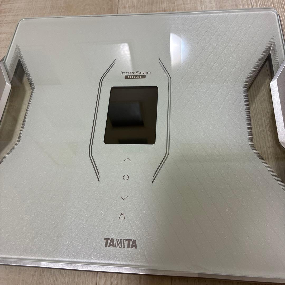美品 タニタ 体組成計 RD-912 シルバー TANITA