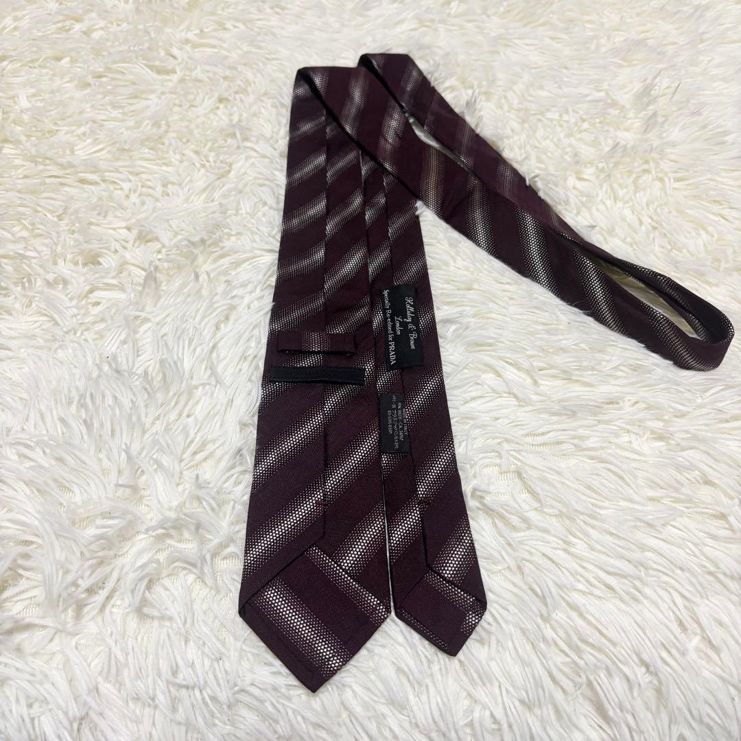 ✨激レア✨【美品】PRADA Holiday&Brown ネクタイ　レジメンタル