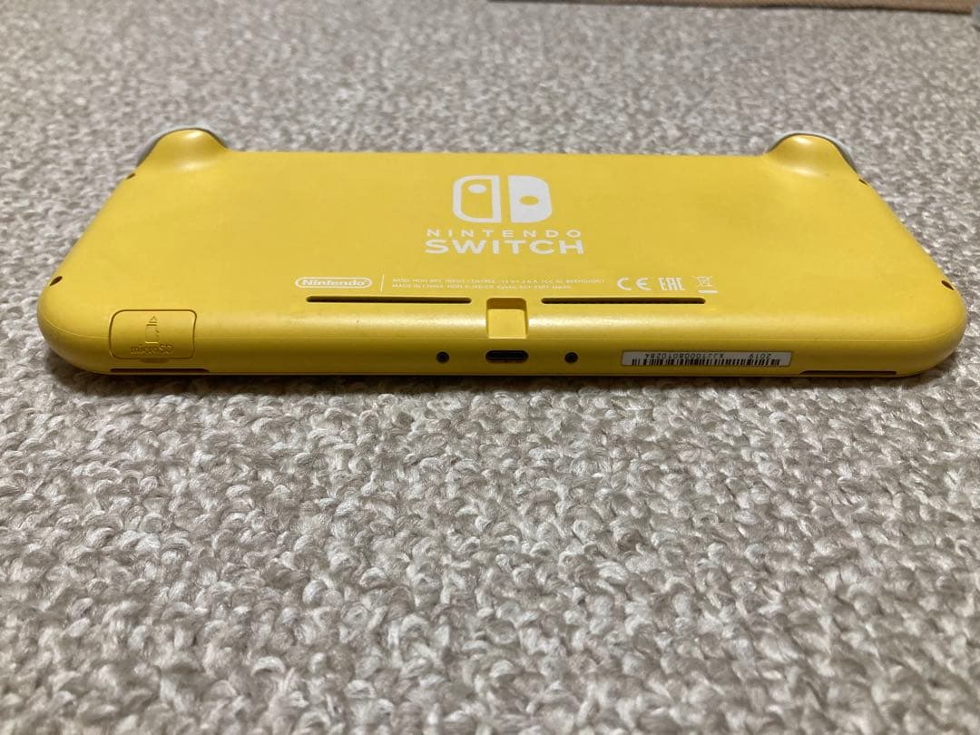 Nintendo Switch Lite イエロー　ジャンク品