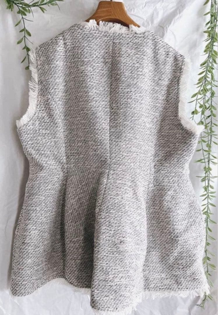 エルフランク【美品】ペプラムツイードフリンジベスト ジレ