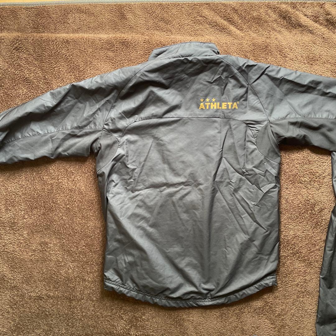 ATHLETA ピステ・ウィンドブレーカー グレー　上下　150cm 美品