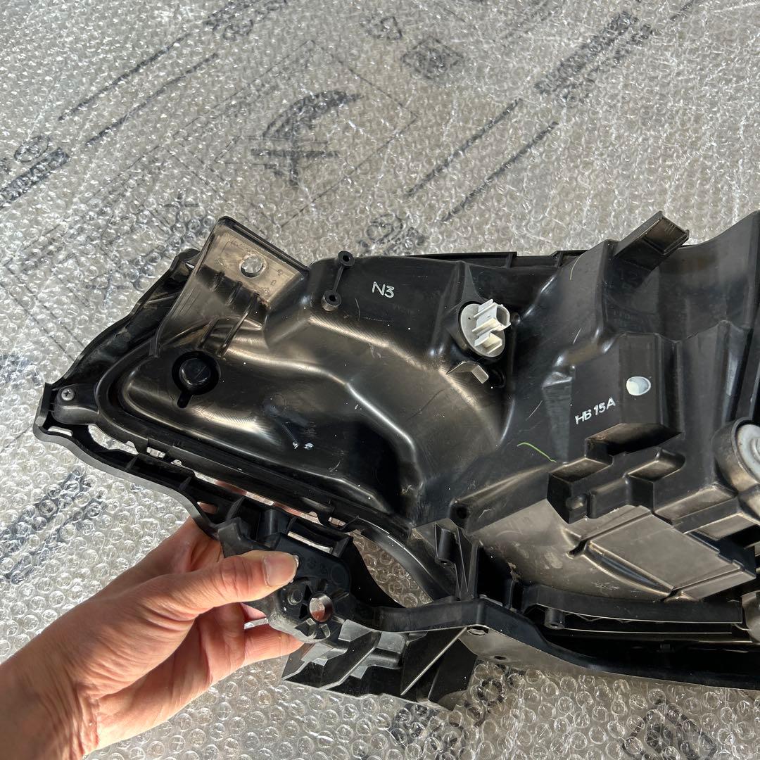 フィット　ヘッドライト　右　STANLEY W3674 ジャンク品