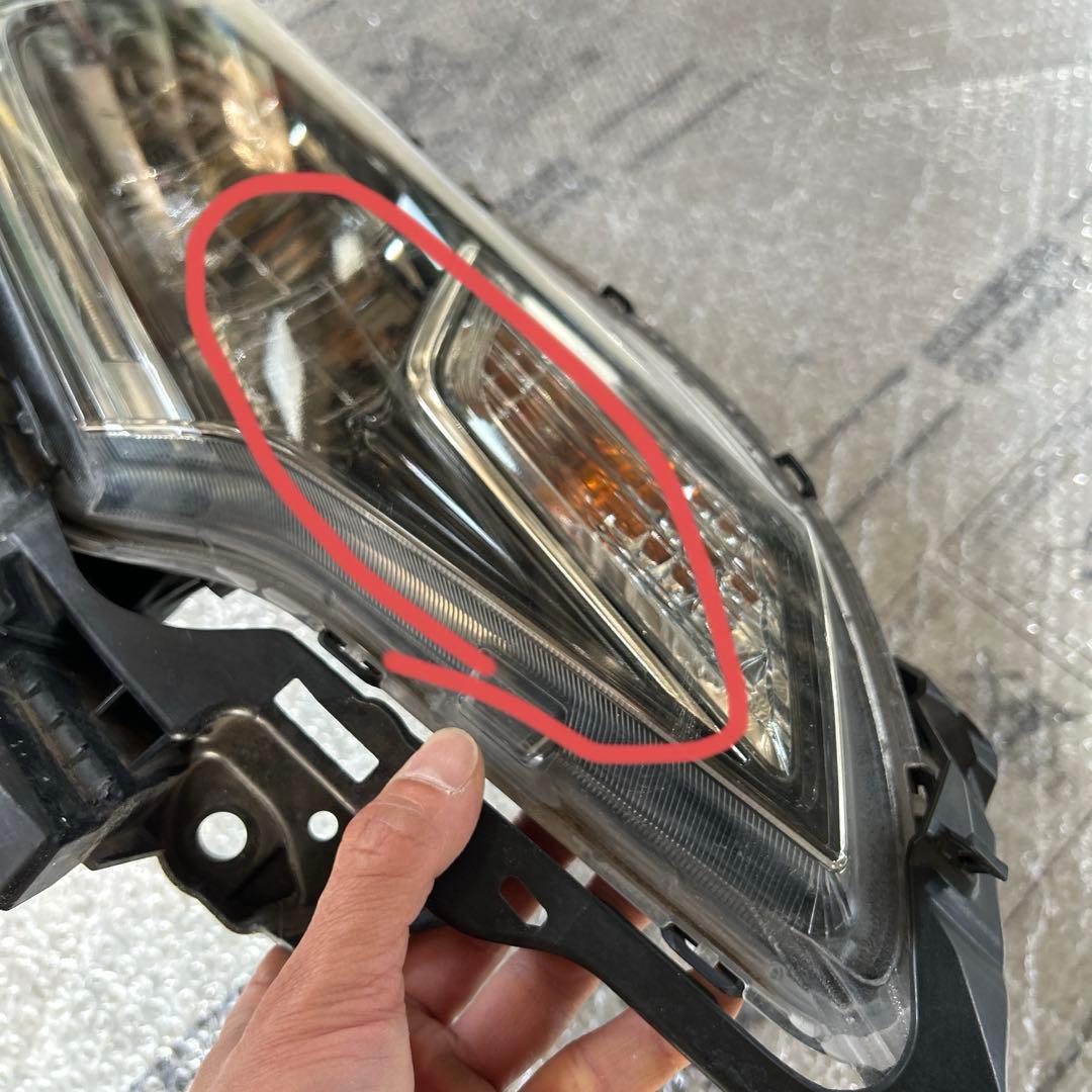フィット　ヘッドライト　右　STANLEY W3674 ジャンク品