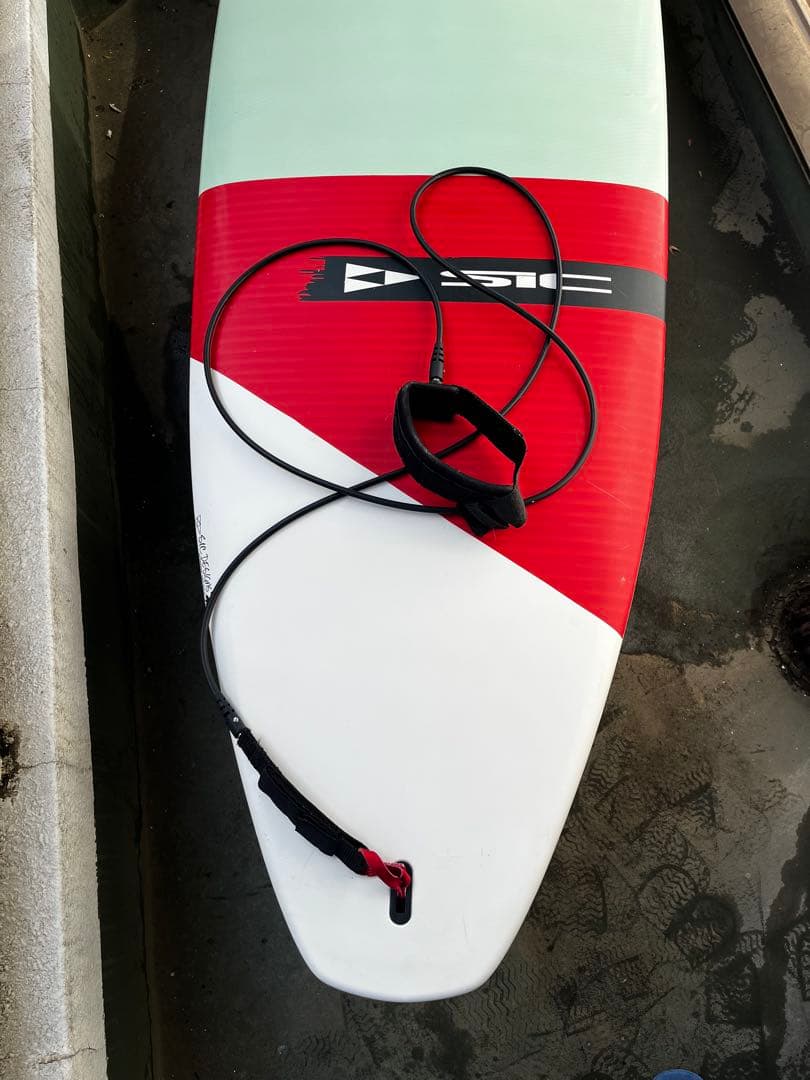 SIC DESIGNS サーフボード 7’4（59L）ミッドレングス