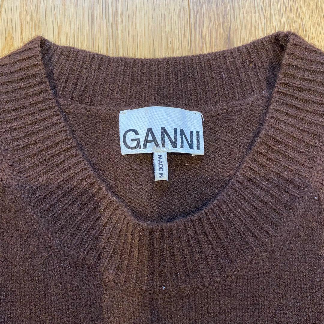 GANNI ノースリーブニットベスト
