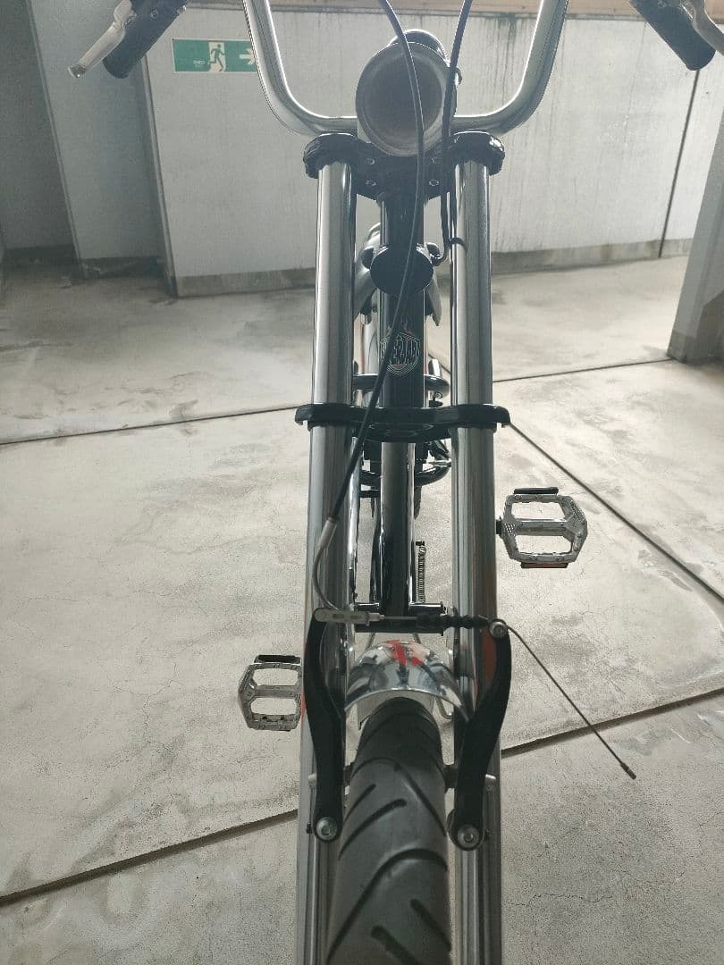 チョッパータイプの自転車