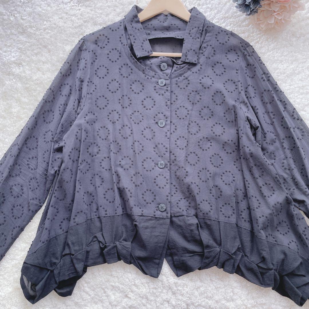 美品 慈雨 ジウ センソユニコ シアー変形ブラウス ドット 塩縮加工 40