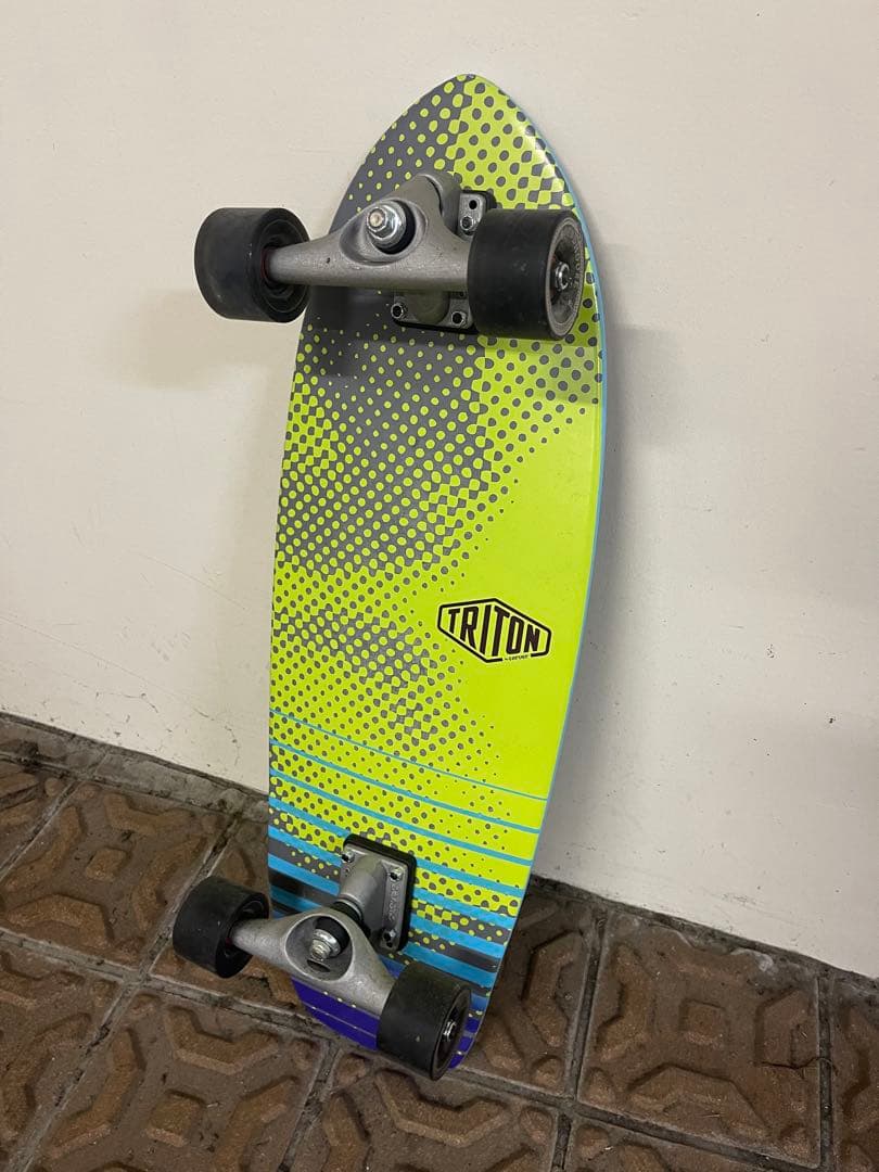 スケートボード TRITON 29 CX TRACK XENON SURFSKATE