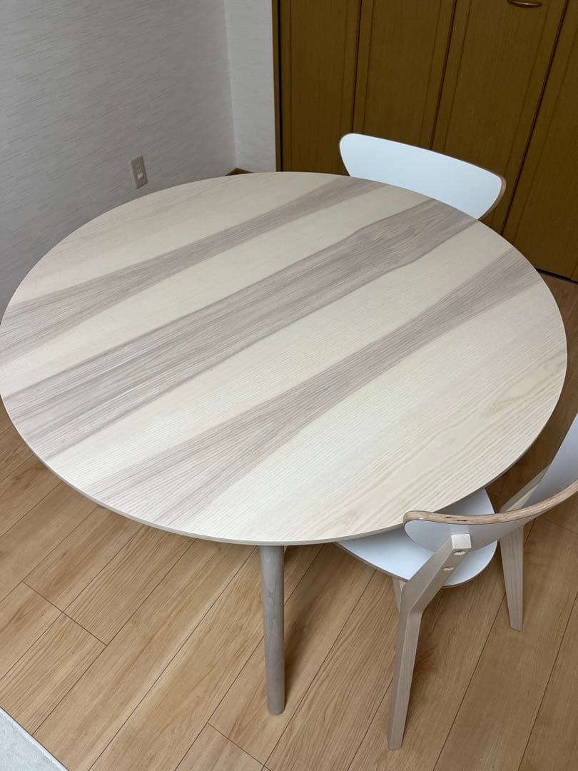 IKEA LISABOリーサボー ダイニング丸テーブル 105cm 北欧 4人用