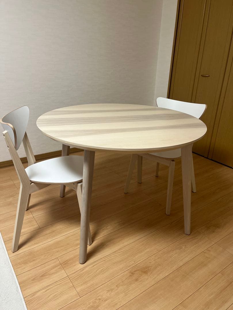 IKEA LISABOリーサボー ダイニング丸テーブル 105cm 北欧 4人用