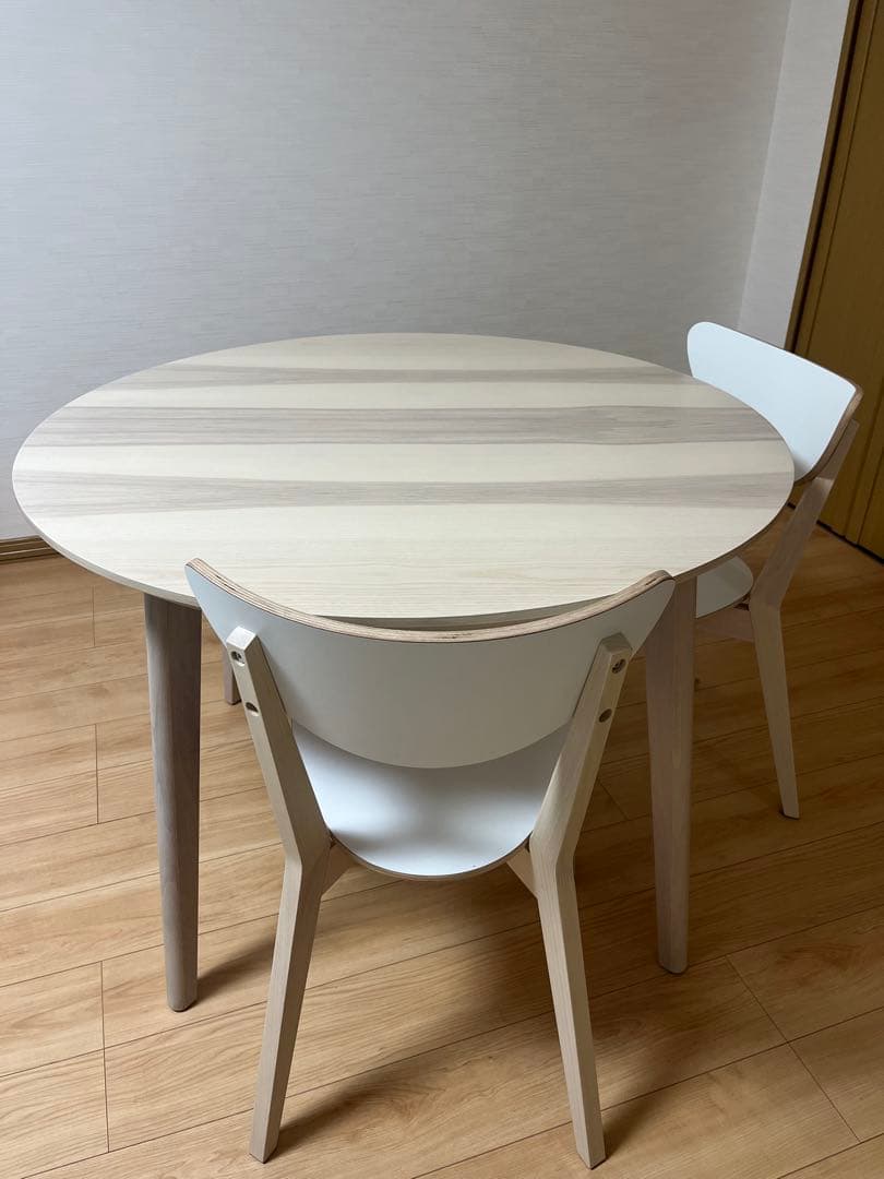 IKEA LISABOリーサボー ダイニング丸テーブル 105cm 北欧 4人用
