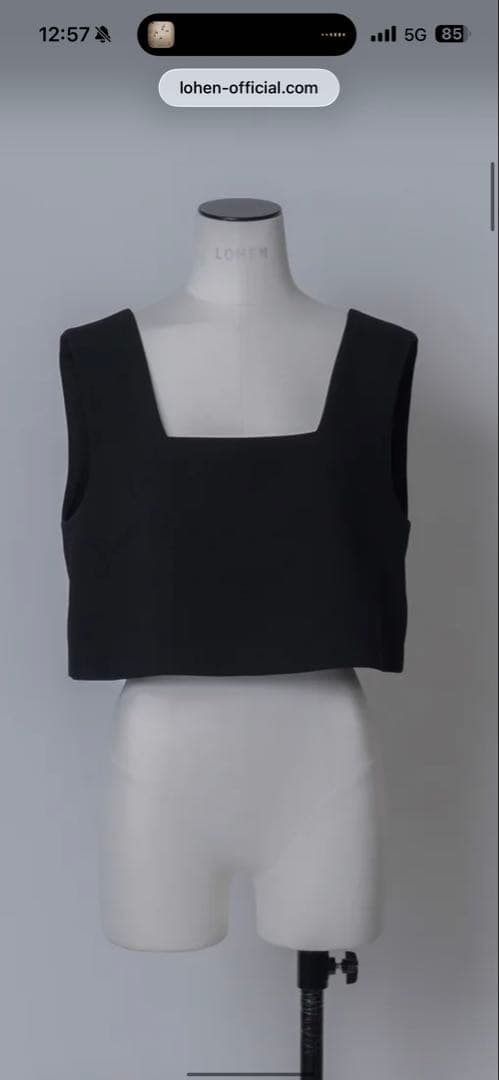 lohen SQUARE NECK COMPACT TOPS ローヘン　ベスト