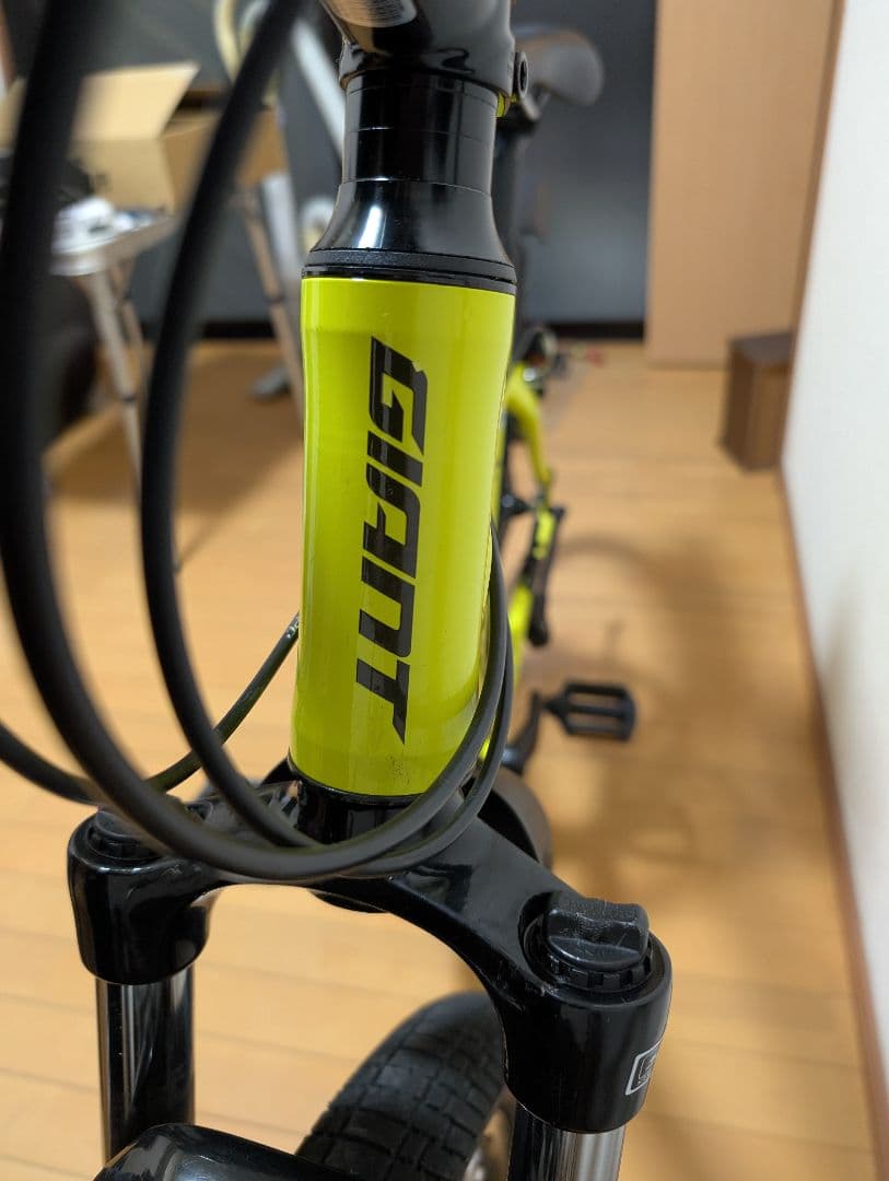 【美品】マウンテンバイクGIANT SNAP ジャイアント　2023年モデル