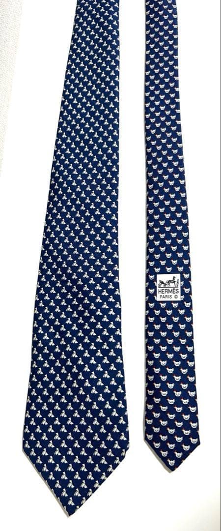 エルメス　HERMES　ニワトリ柄 ネクタイ　シルク　総柄　動物柄　幾何学模様