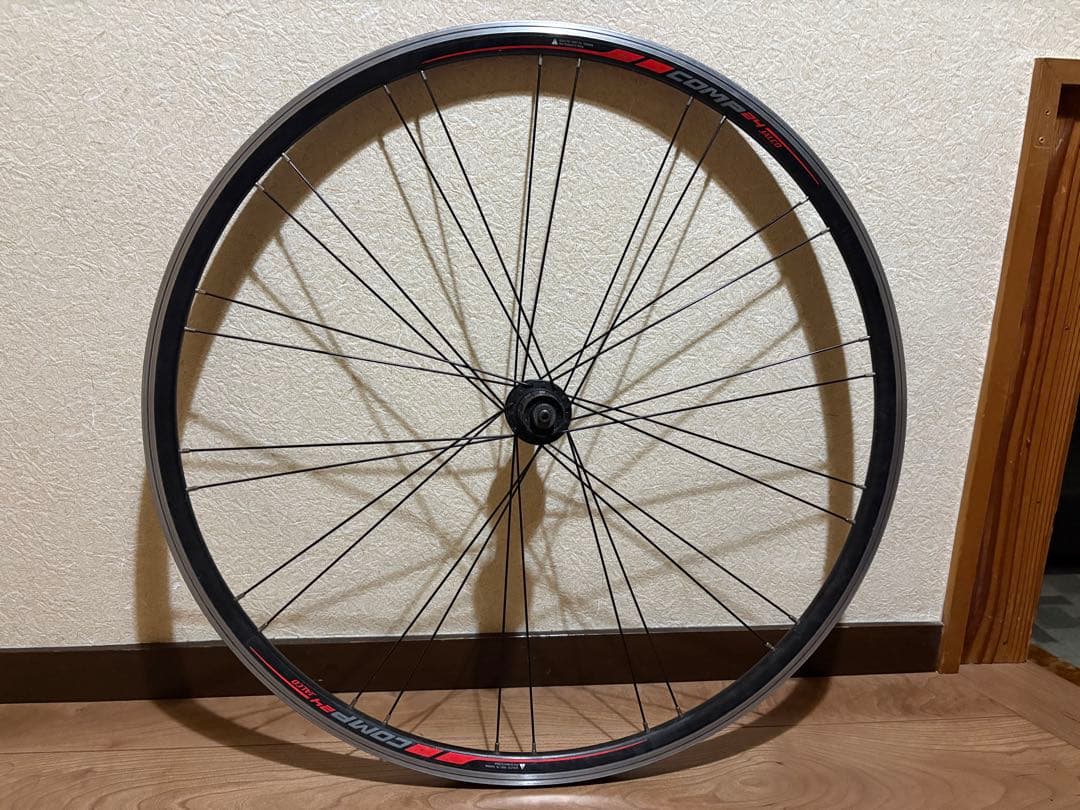 メリダ スクルトゥーラ400 ホイール