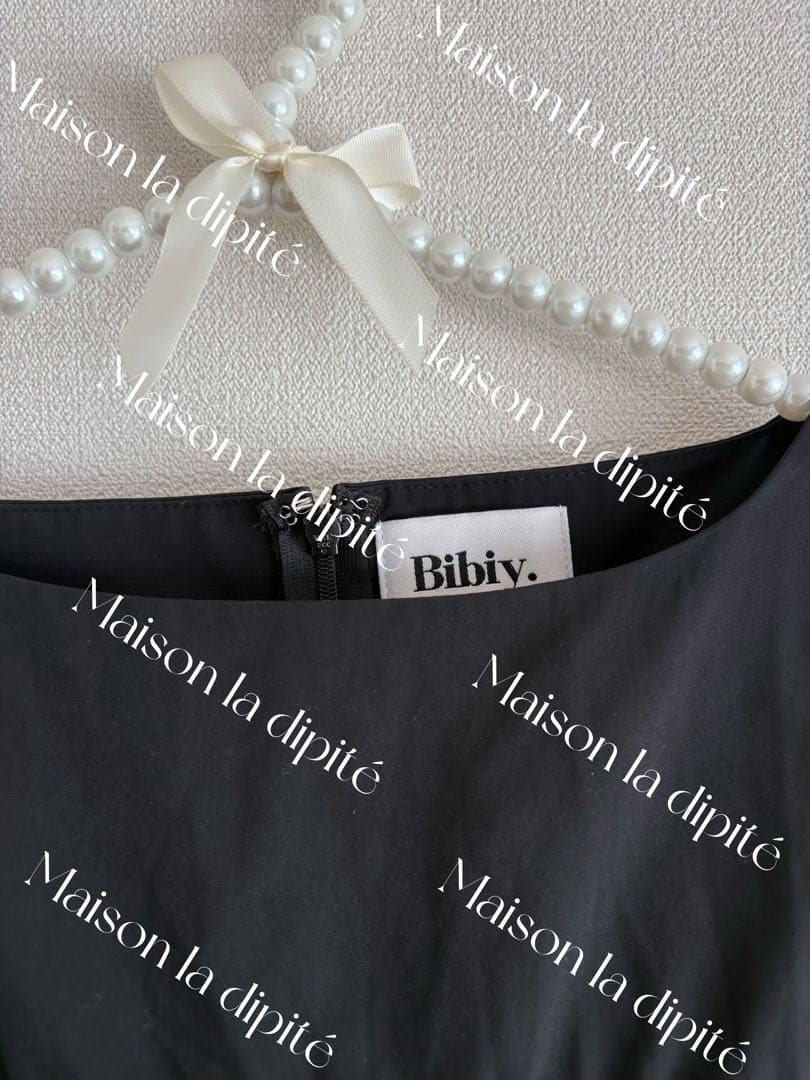 ☆*☆様 お上品な色気♡Bibiy. レースフリル黒トップス【チラ見せお腹でモテ
