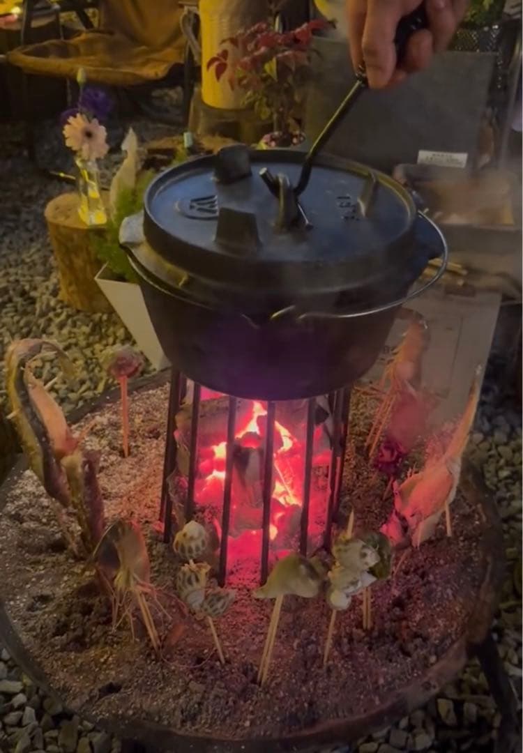 ロストル 五徳 焚き火台 原始焼きスタンド 炉端焼き 魚焼き 枠 囲炉裏火鉢2個