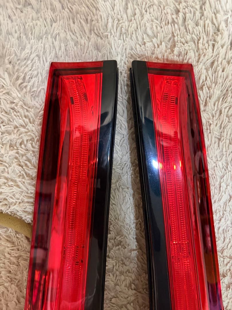 フィット ハイブリッド GP5 後期 純正 テール セット 美品