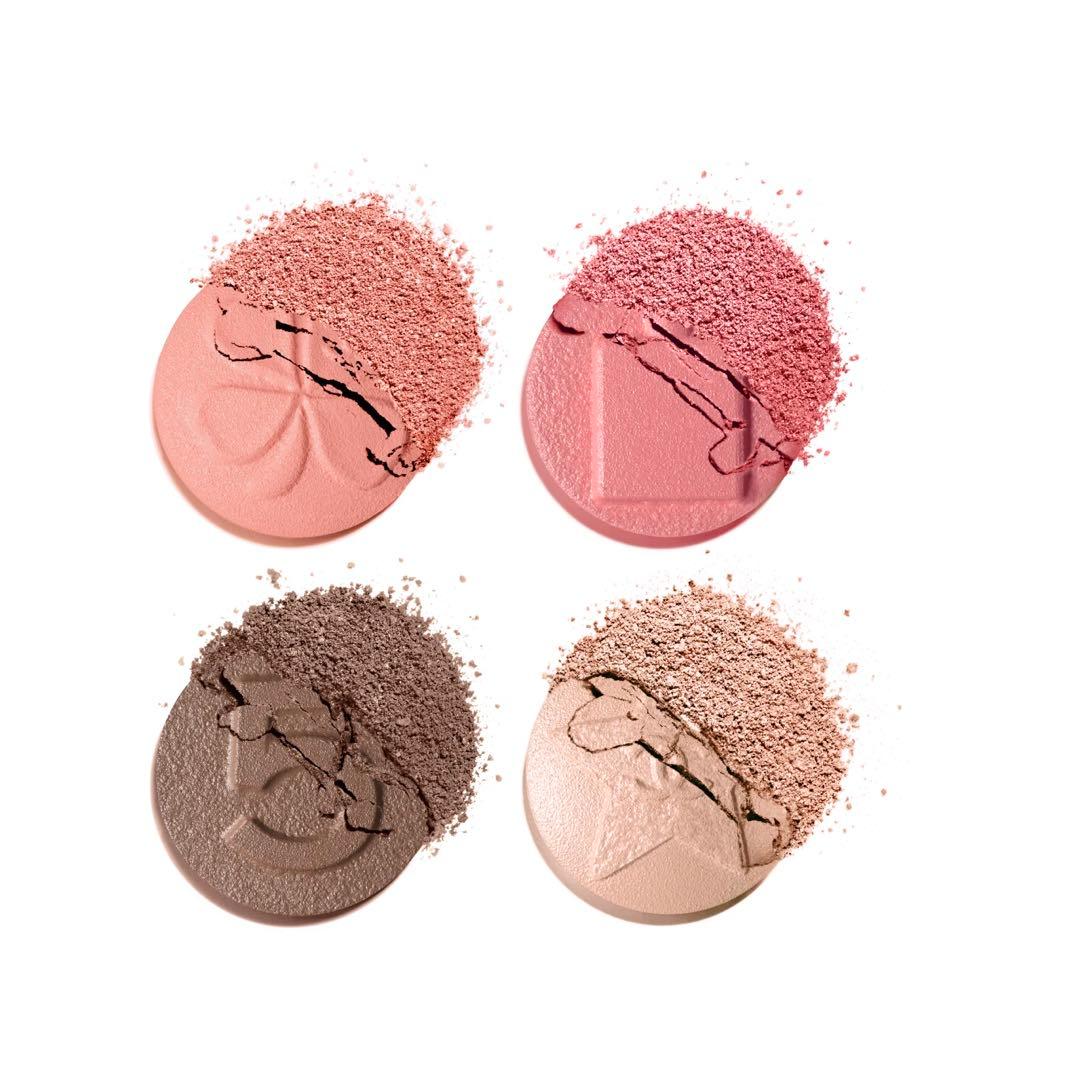 CHANEL レ キャトル オンブル ブトン 209ブトンマドモアゼル