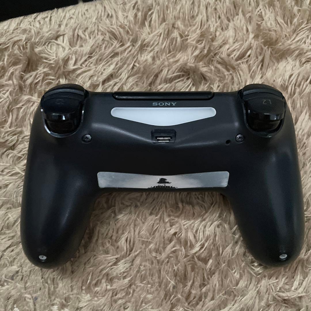 PlayStation ps4 プレステ4 黒 ブラック 本体 2 ソフト付
