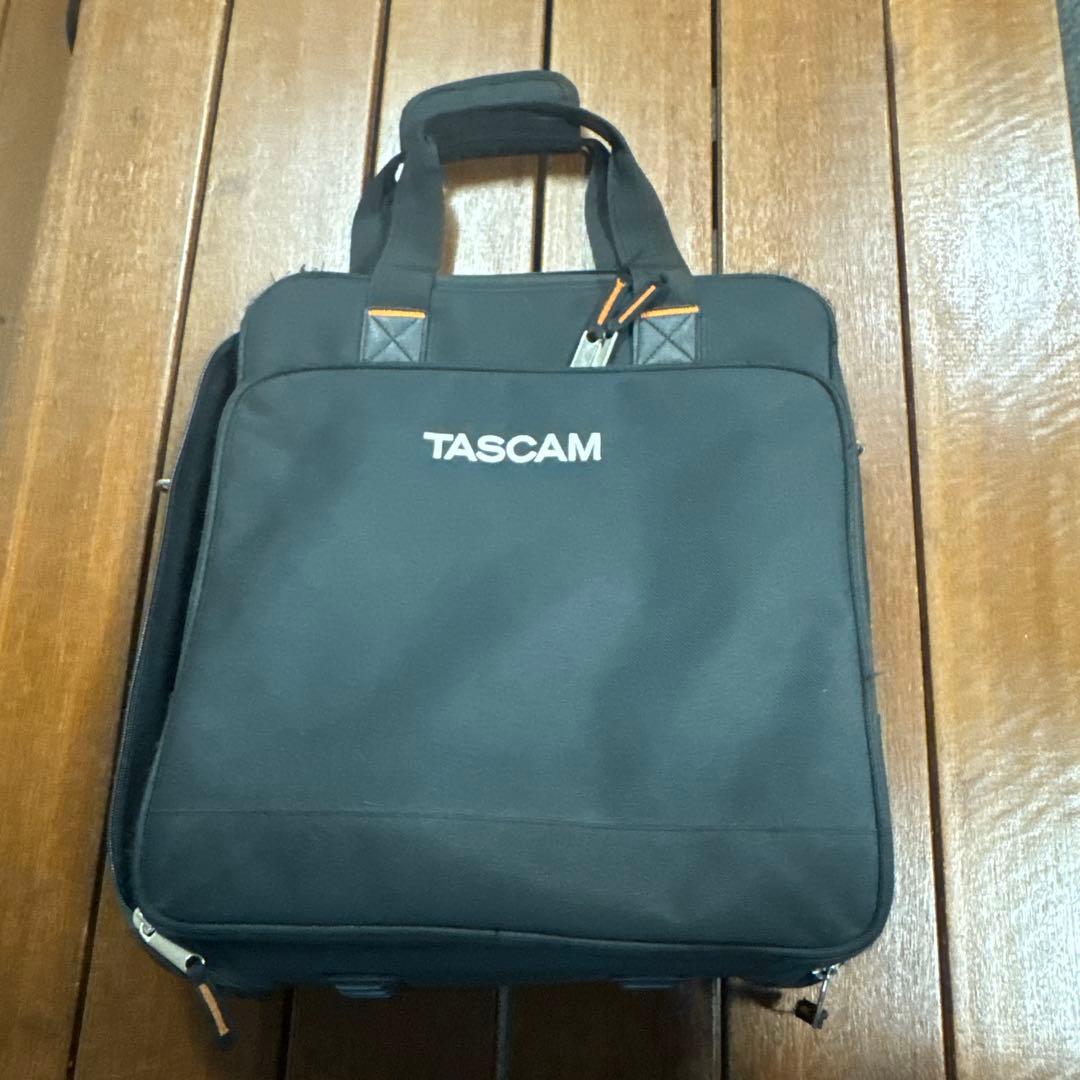 配信機器・PA機器・レコーディング機器 tascam model12