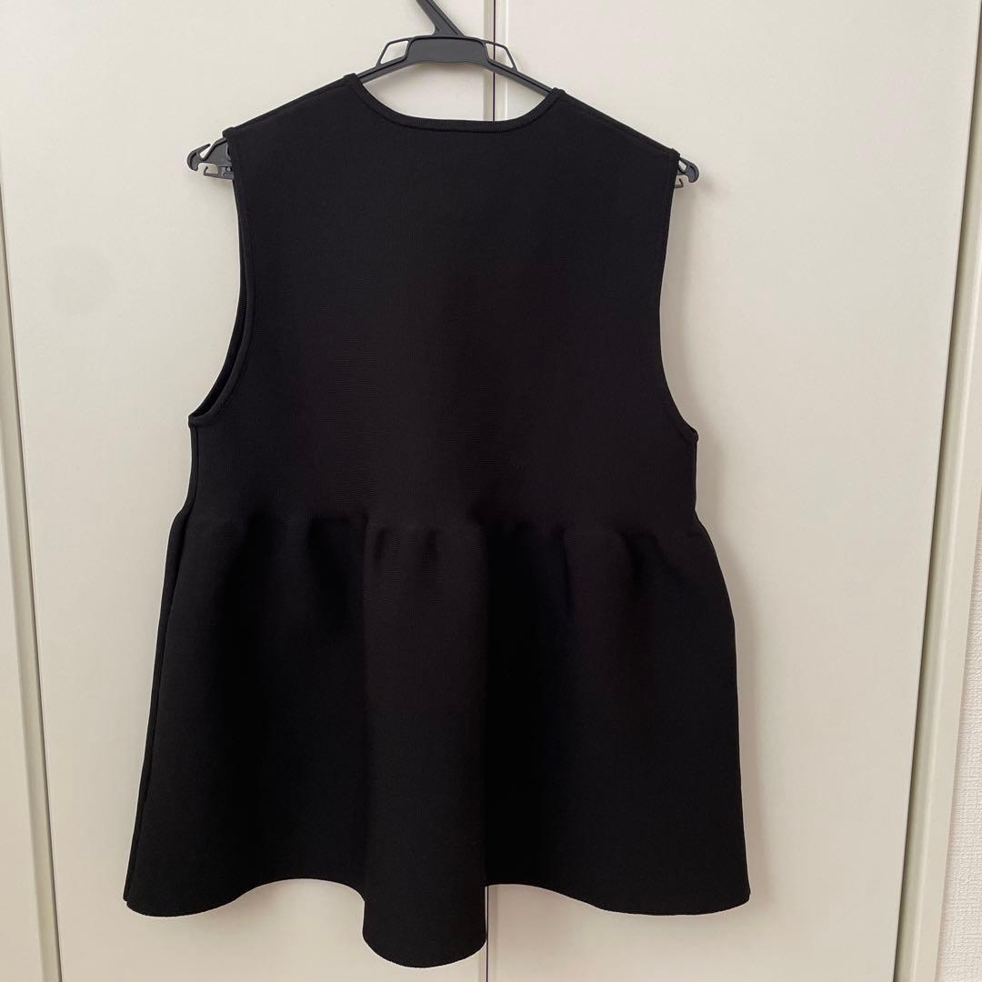UNITED ARROWS P イレギュラーフリル ベスト ブラック