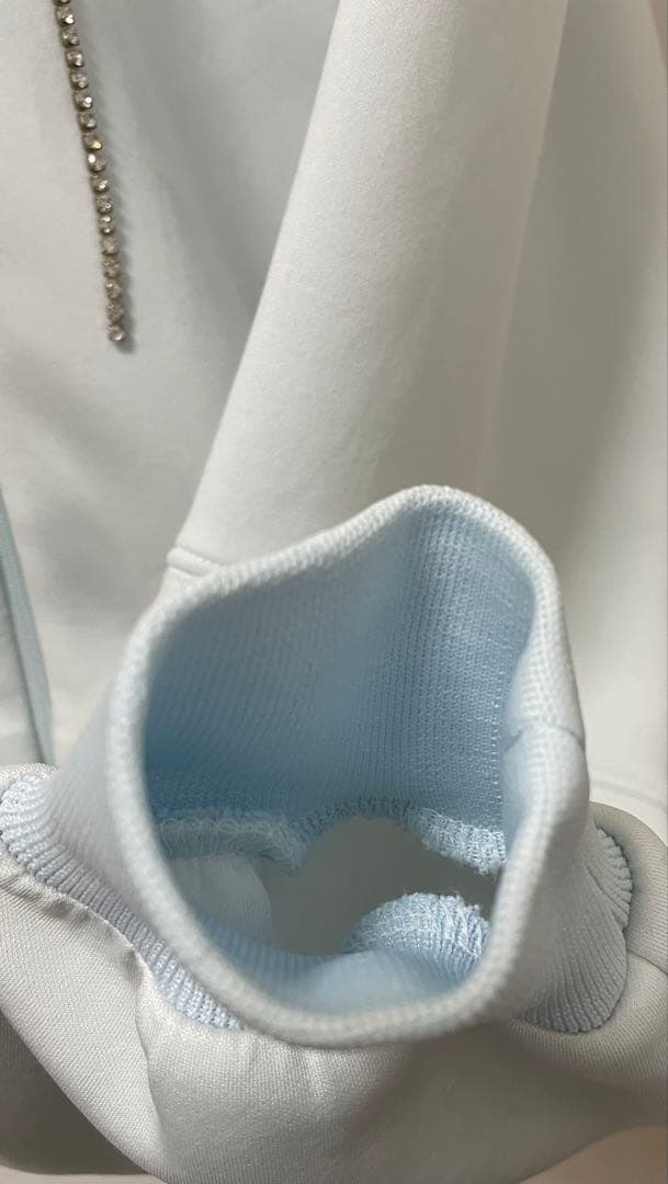 ジルチュ JILTU baby frill hoodie baby blue