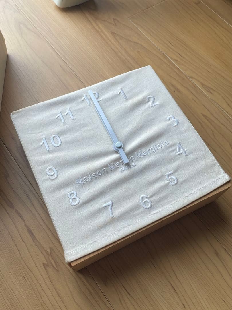 MAISON MARTIN MARGIELA 箱付き 動作確認済み 置時計