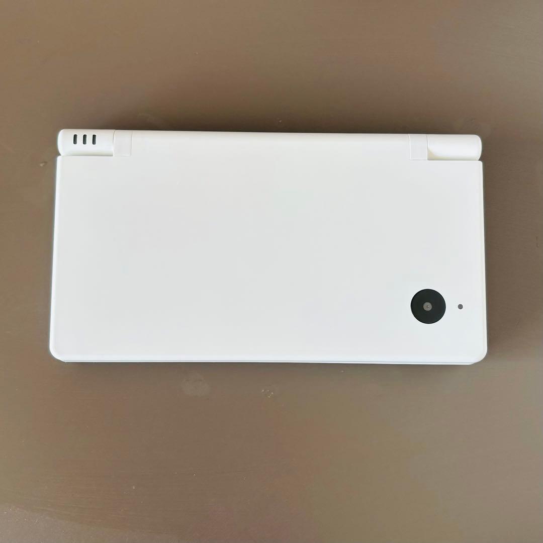 ニンテンドーDSi ホワイト ほぼ未使用