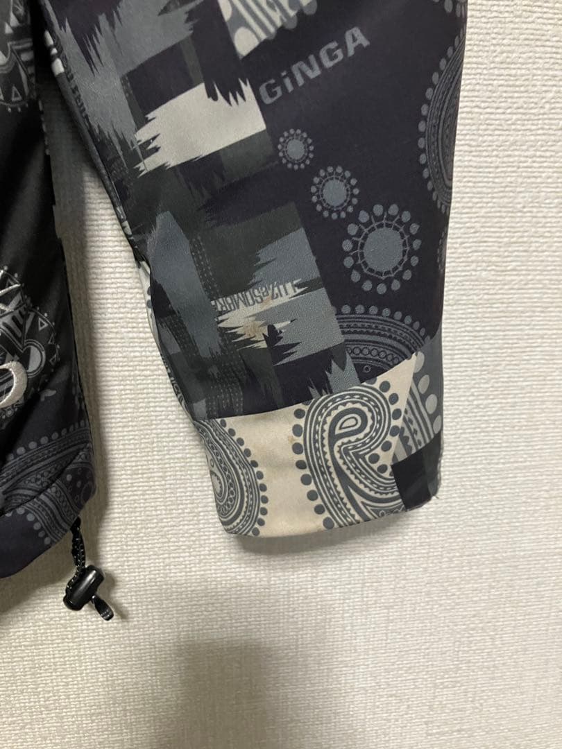 連休価格❗️1000円引き　ルースイソンブラ 中綿ジャケット グレー系ペイズリー柄