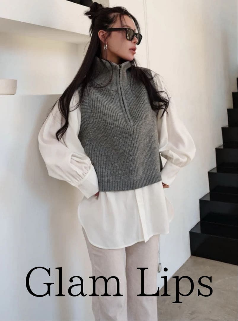Glam Lips Zipベストドッキングブラウス
