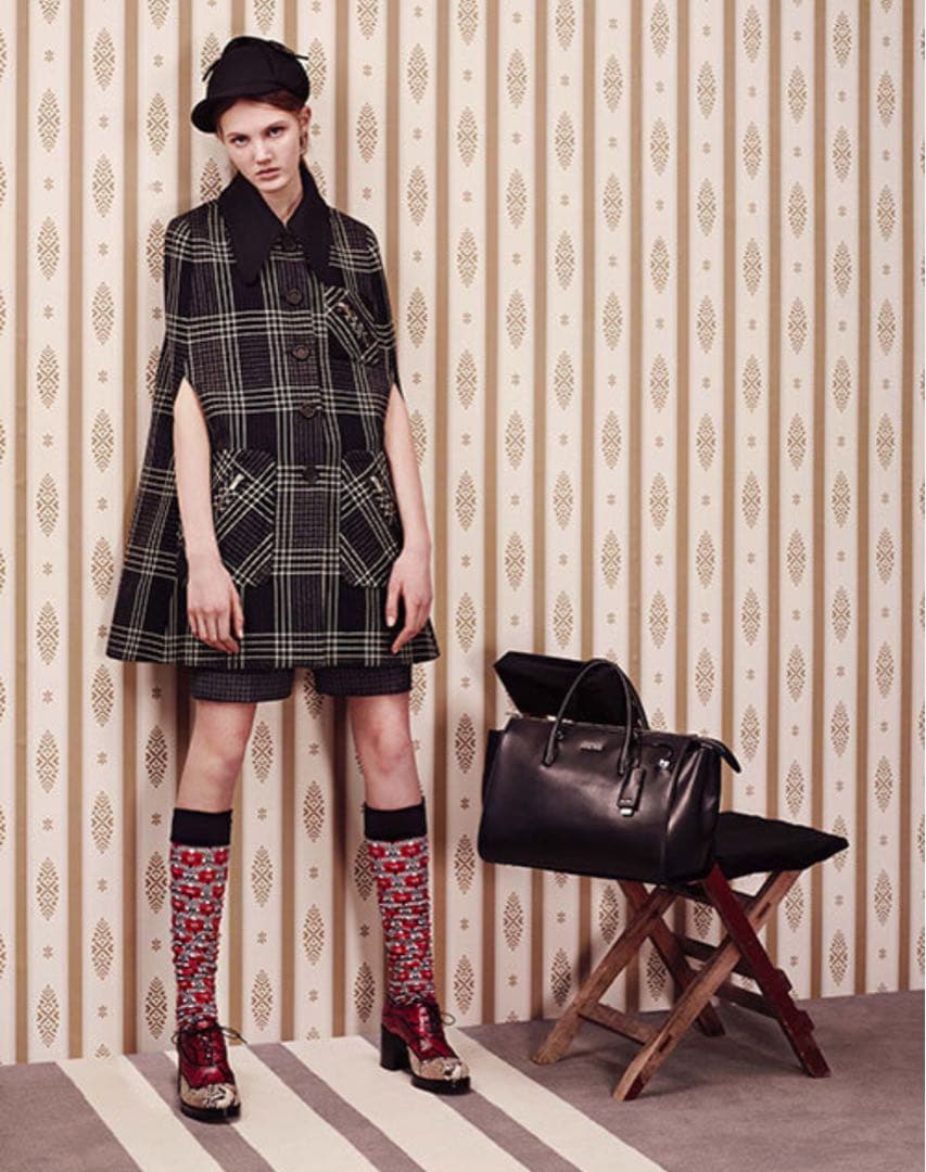 大幅値下げ大歓迎 miu miu ポンチョコート ネイビー イタリア製
