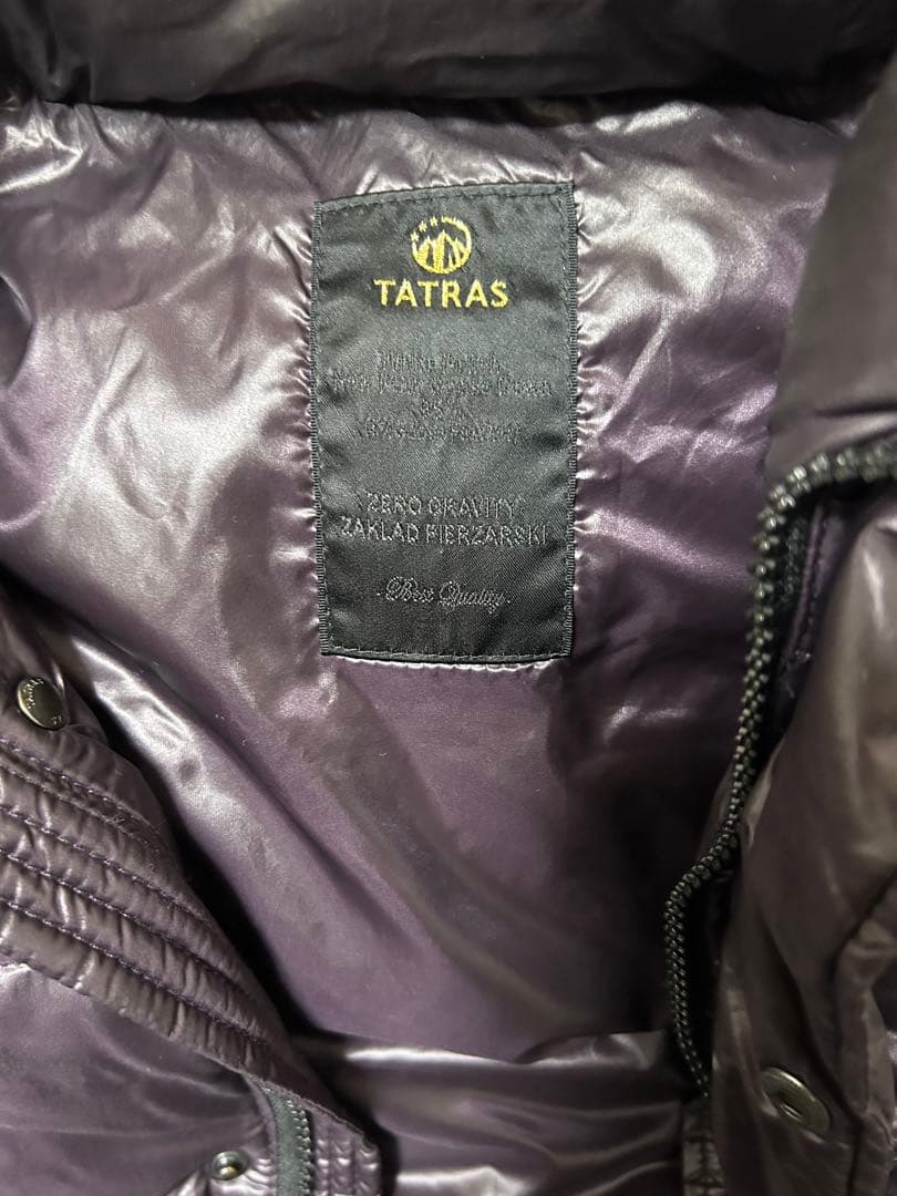 TATRAS フード付きパープルダウンベスト