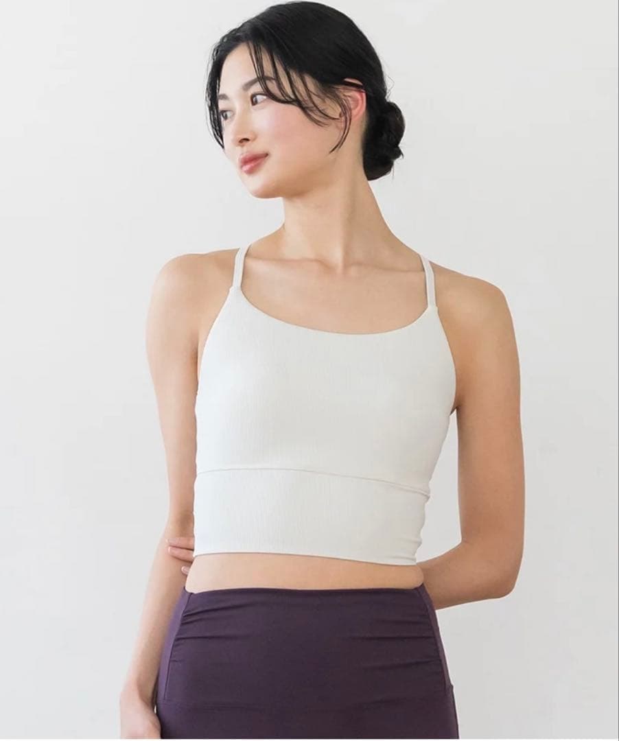 新品【SUKALA】バックツイストセパレートタンクトップ　ヨガウェア web限定
