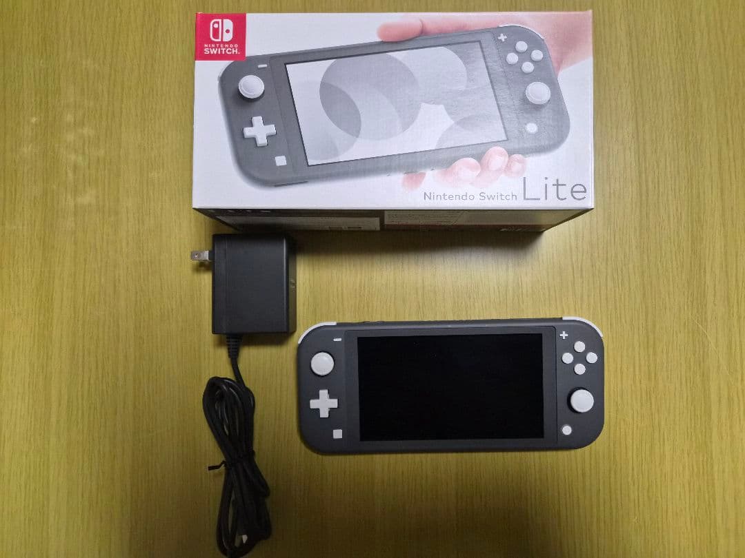 【美品】Nintendo Switch Lite 完品 スイッチ ライト　グレー